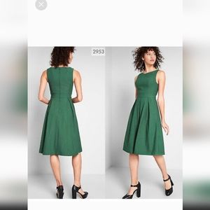 Mod Cloth Emerald A-line Dress w/ pockets